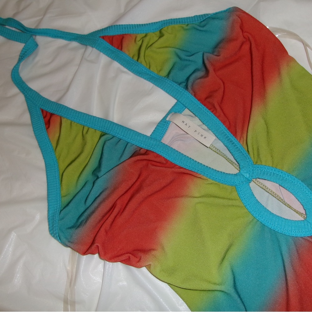 Multicolor Stretch Romper 🦋